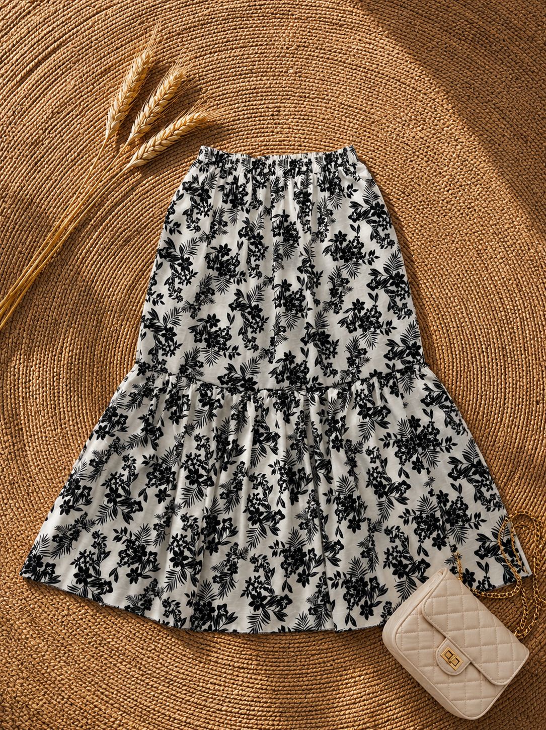 دامن زنانه کرپ گلدار میدی چین‌دار | دامن شیک و کمر کشی زنانه
